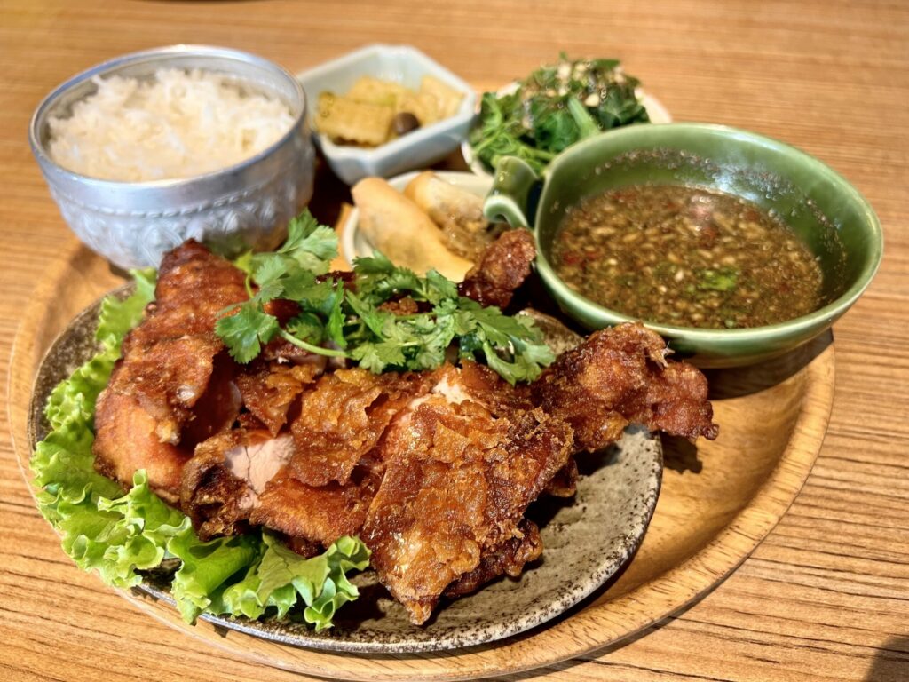 大坑泰式料理|大城享泰食|走完步道你還可以吃點不一樣的 台中大坑餐廳推薦|大城享泰食餐廳