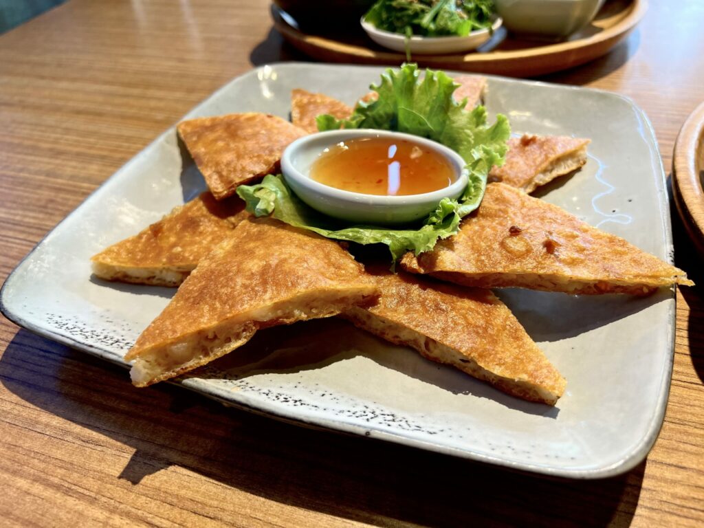 台中泰式料理｜大城享泰食餐廳｜月亮蝦餅