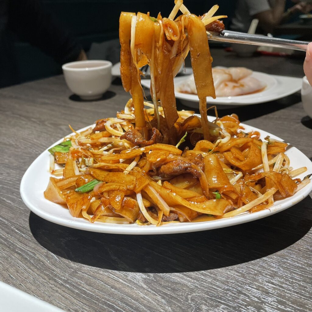 義享天地港式飲茶|蒸鮮腸粉老饕攻略,必點鮮蝦腸粉、摩卡咖啡排骨! 高雄美食