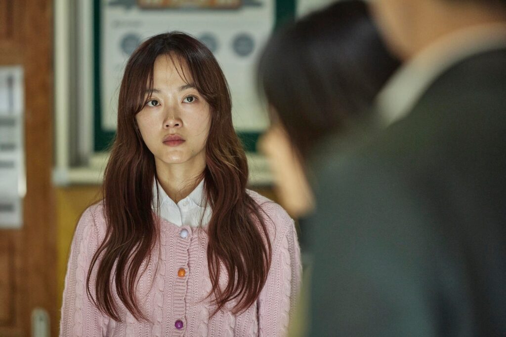 Netflix爆紅韓劇《殭屍校園》:在絕望中揭露人性光明與黑暗面 殭屍校園引人省思五大橋段