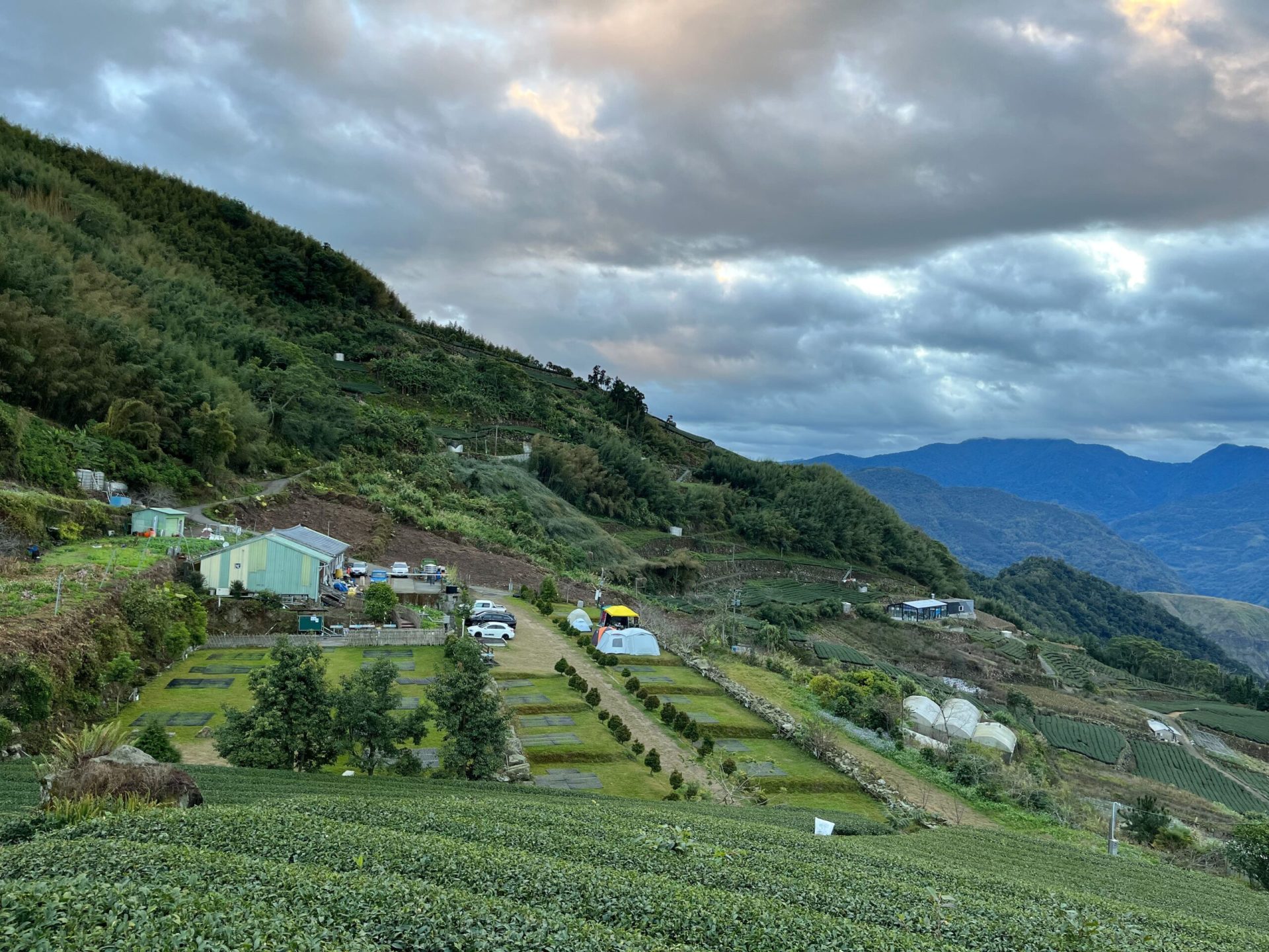 阿里山露營｜360度環繞阿里山絕美山景