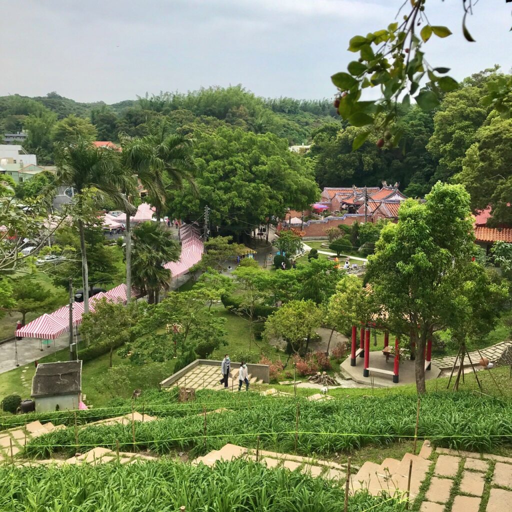 虎山巖休憩區景點｜休閒設施