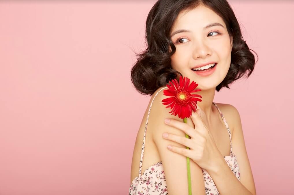 『戴口罩不脫妝』三明治定妝法X定妝噴霧、蜜粉,12小時長效維持妝感不融化! 叮咚News|分享新奇與樂趣