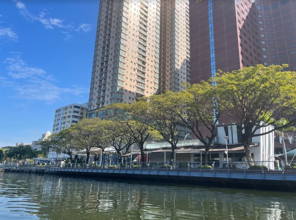 【戶外運動】近年超夯SUP水上運動,從愛河水面仰看城市美景! 叮咚News|分享新奇與樂趣