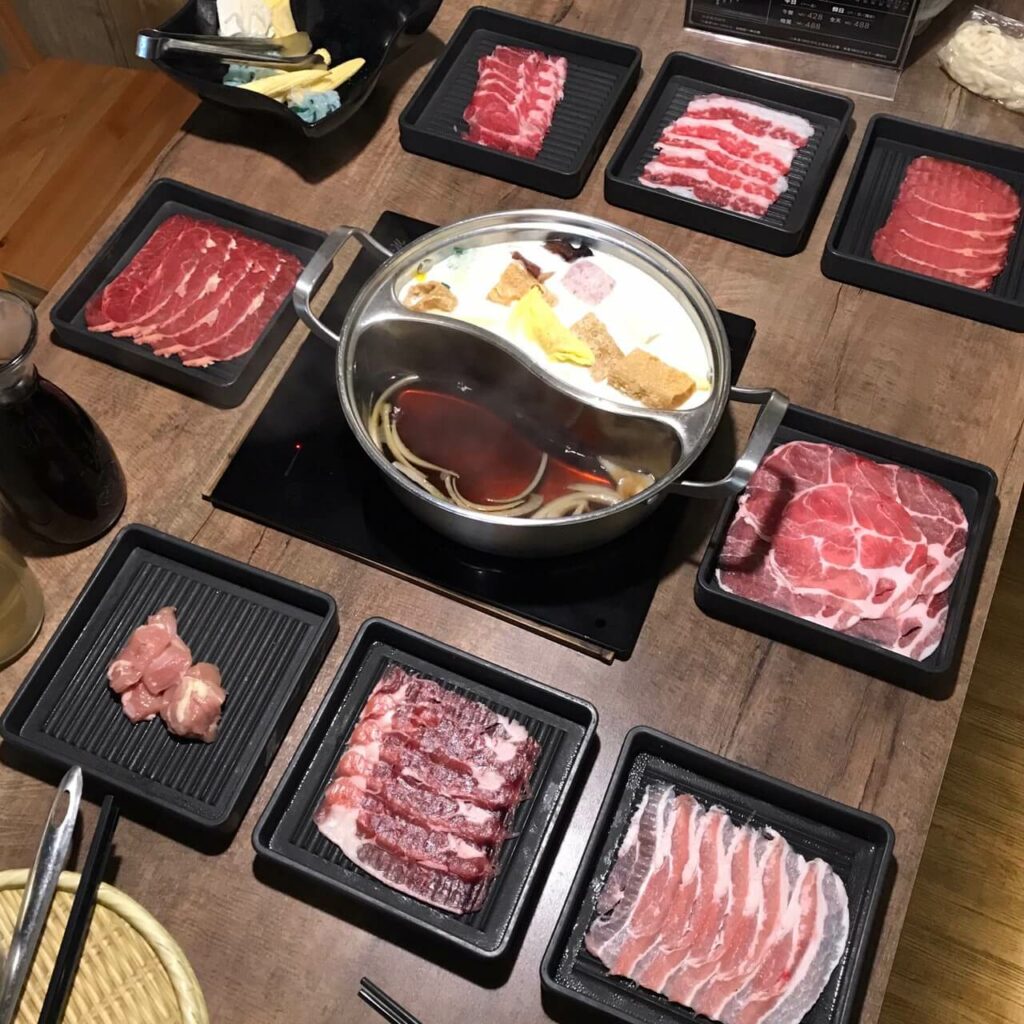 台中壽喜燒推薦|一宮壽喜燒,8款嚴選原肉、20種以上蔬菜配料,吃完好滿足! 叮咚News|分享新奇與樂趣