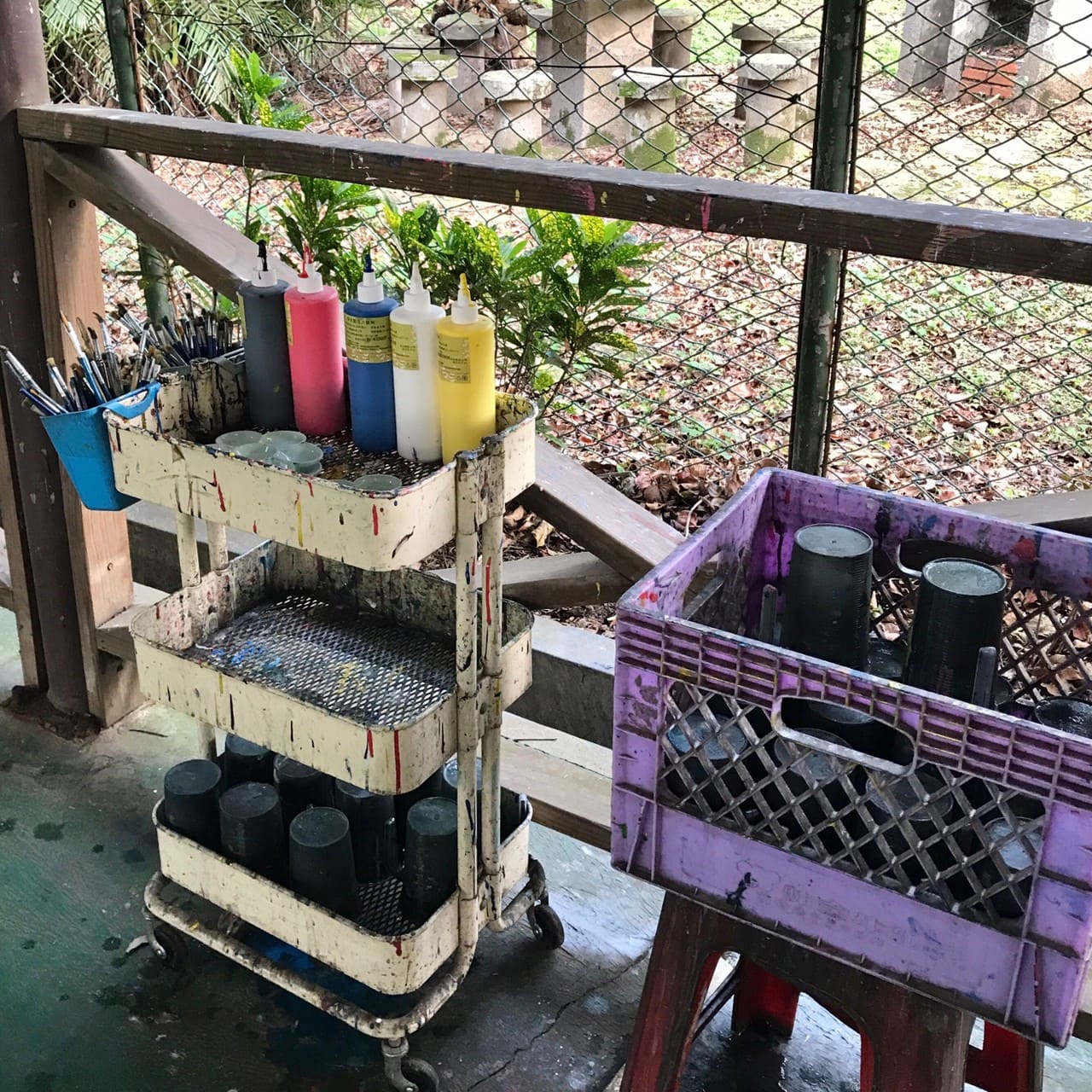 彩繪陶牛