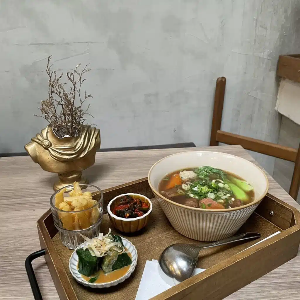 ｜致，被咖啡廳耽誤的牛肉麵｜$260