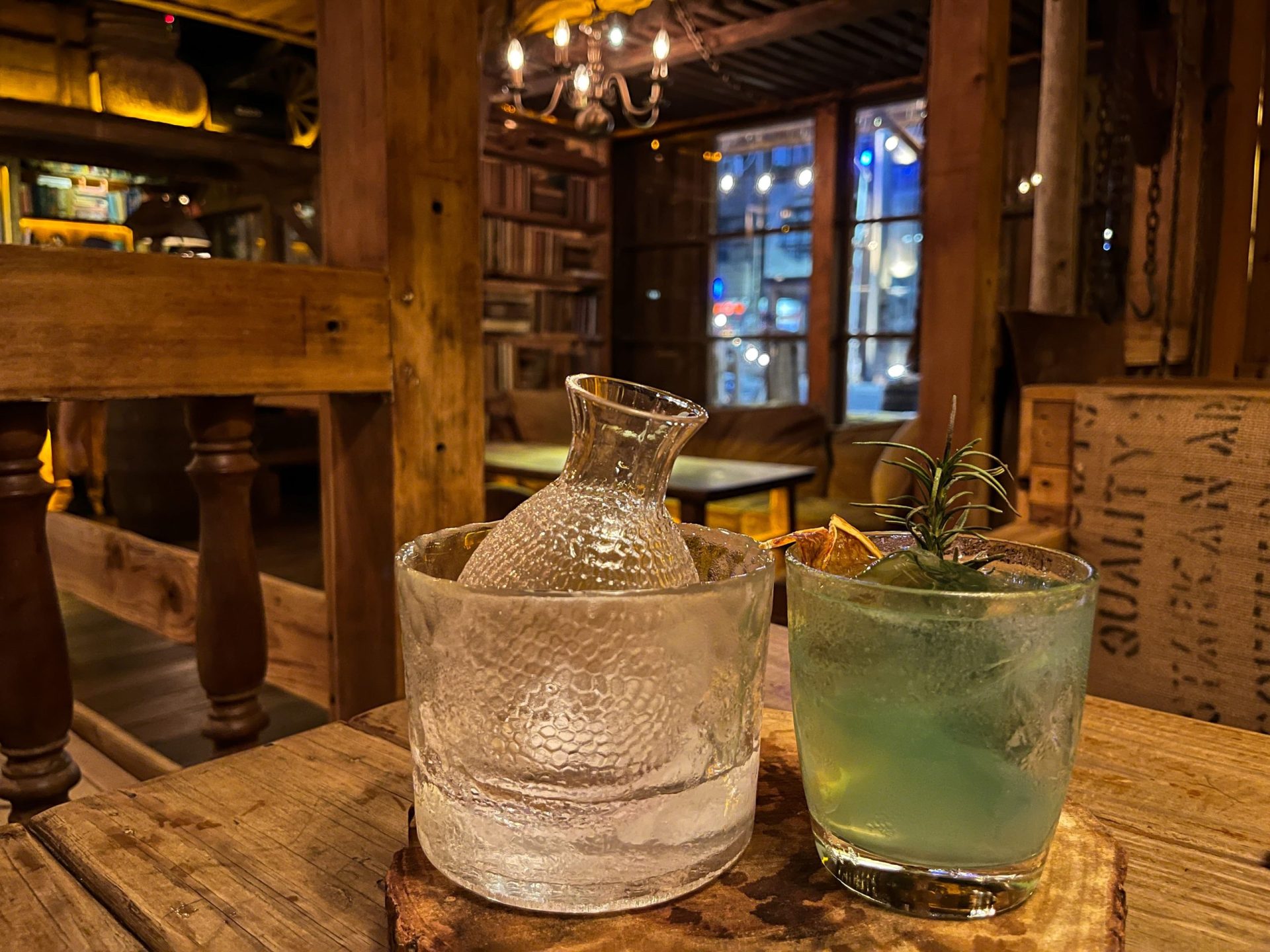 高雄酒吧｜穀倉酒館