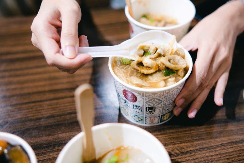 【台北大安區肉圓推薦】銅板美食推薦功夫肉圓!新世代傳承台灣巷仔內美食,Q彈外皮+嚼勁內餡 台北小吃推薦|功夫肉圓