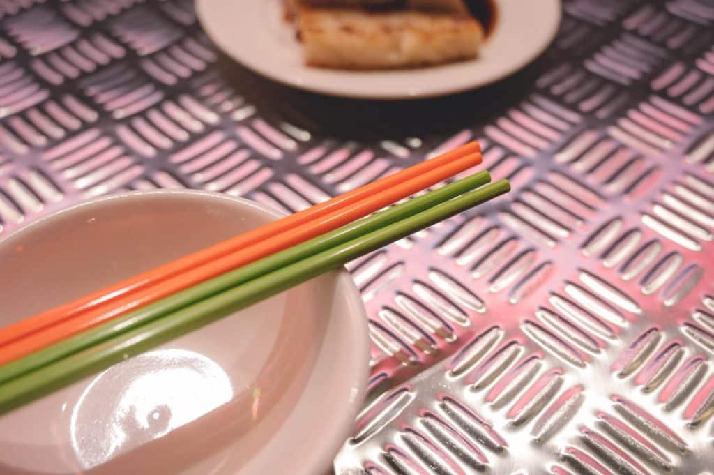 【內壢美食】永芯茶檔|隱身巷弄內的平價茶餐廳,必點外酥內軟港仔餅,帶你沉浸道地港味 【內壢美食】永芯茶檔-4