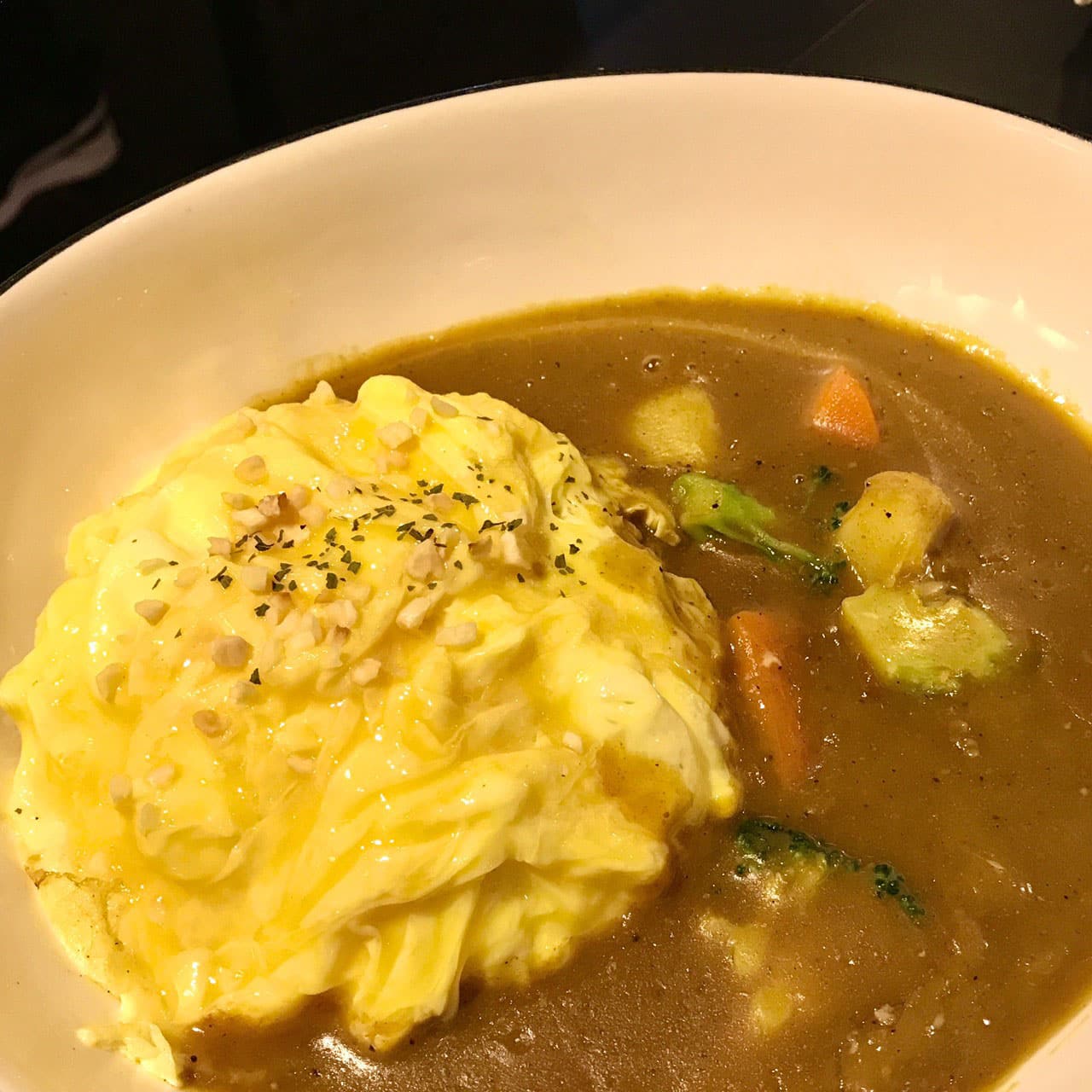 Mr.38咖哩專賣店|今天吃日式、明天換泰式,滿足所有想吃咖哩的心! ★藍帶炸豬排咖哩滑蛋飯★-2