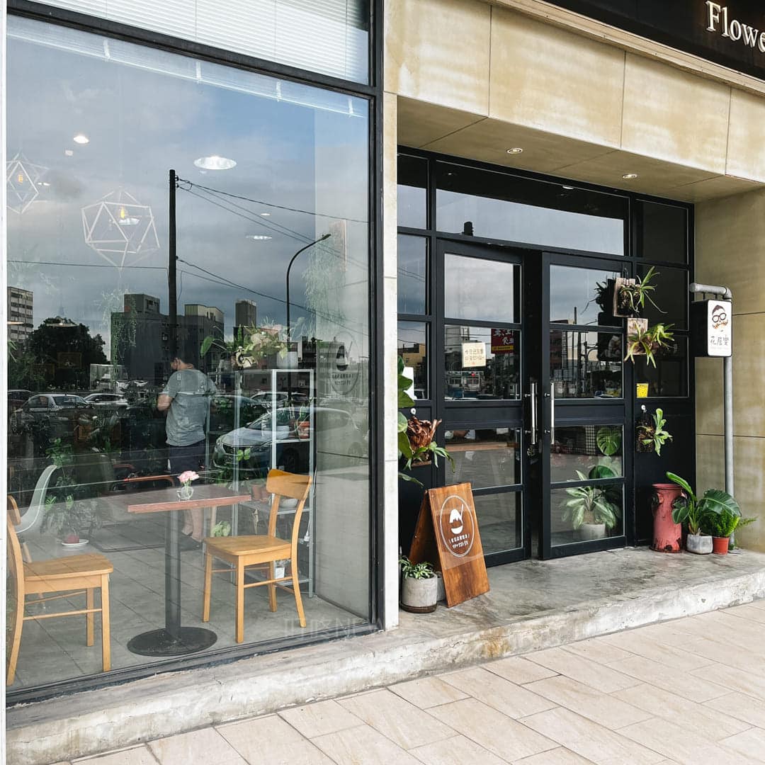 【叮咚冰品特輯】2025涼一夏,北部冰店推薦,一起爽爽吃冰趣! 落地窗