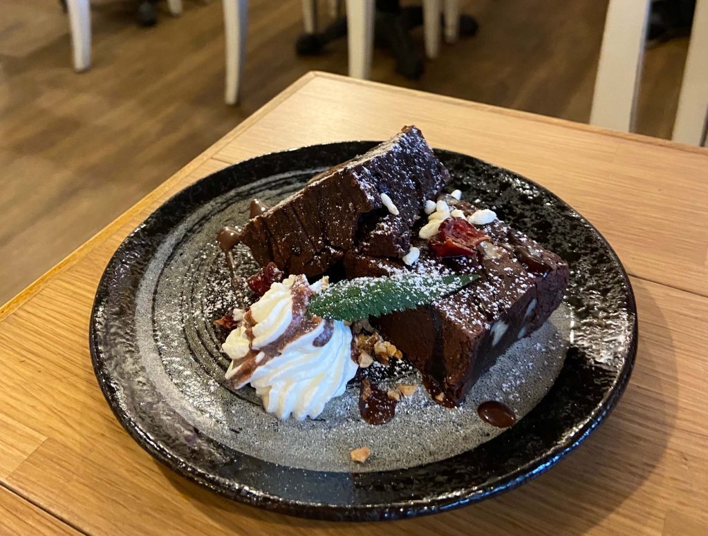 麟光咖啡廳|東咖啡Dong Coffee Bar,無麩甜點微醺咖啡廳,台北歇腳好去處 低消一杯飲品,歇腳好去處-3