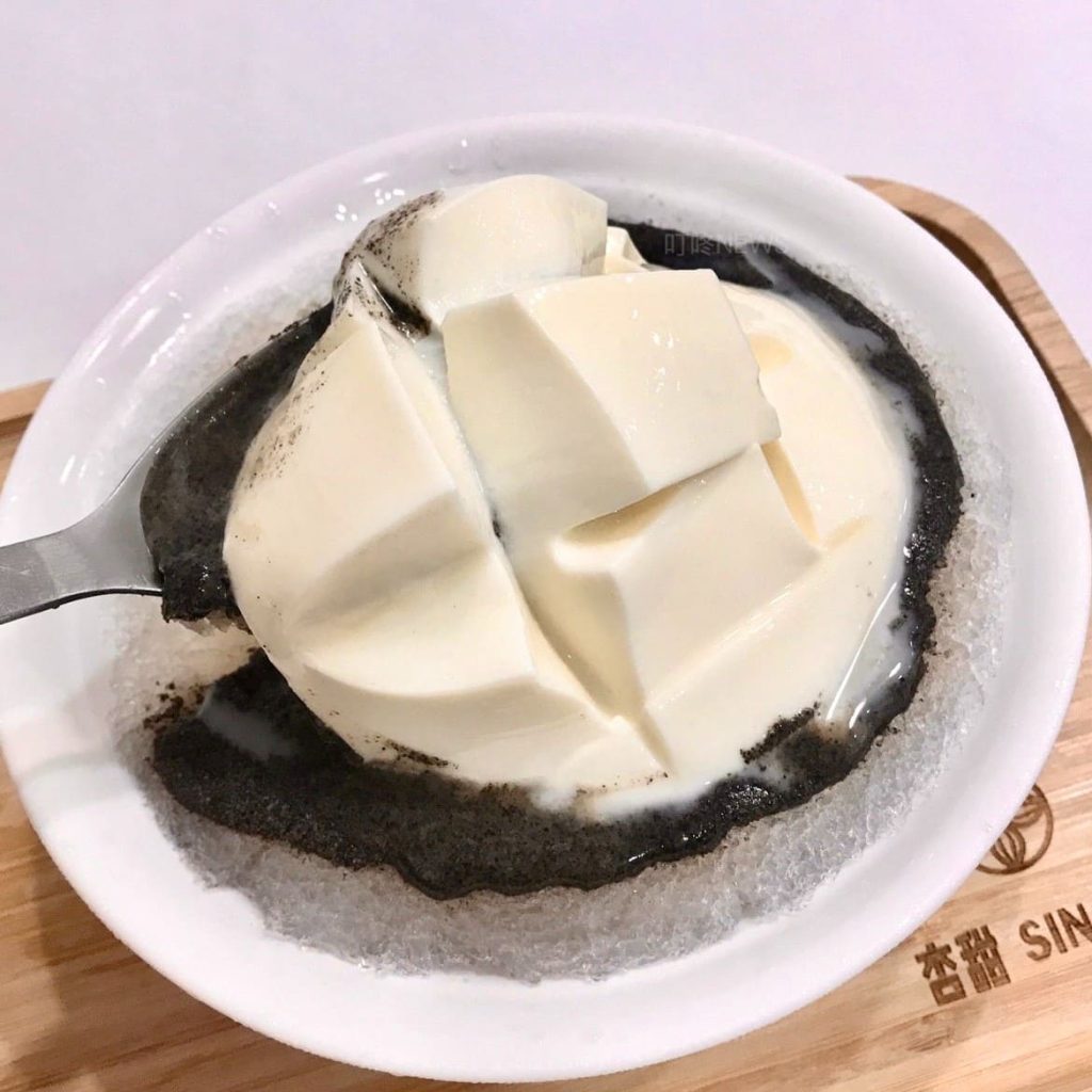 芝麻醬杏仁豆腐冰