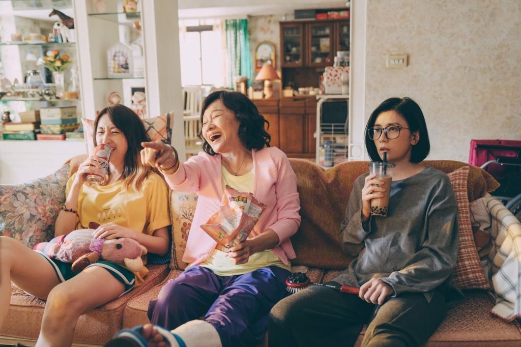 【媽別鬧了】比莉姐、賈靜雯、柯佳嬿等人氣演員,帶大家勇敢追愛,邊哭邊笑領悟愛的真諦! 叮咚News|分享新奇與樂趣
