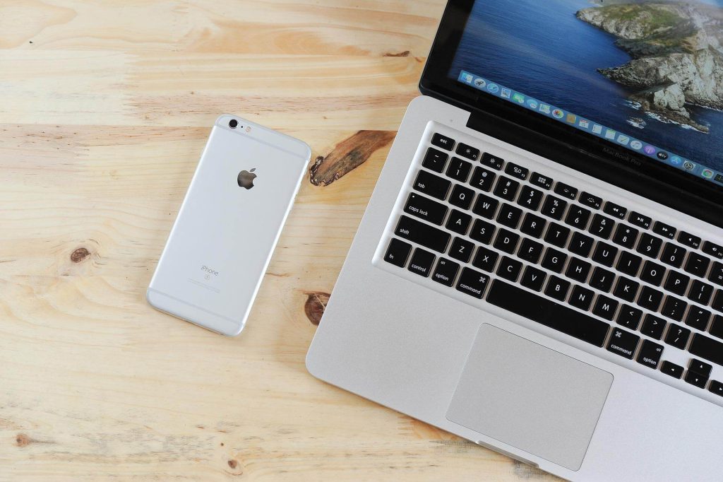 這些行為都在減少iPhone的壽命!你中了幾個?手機保養懶人包大公開 叮咚News|分享新奇與樂趣