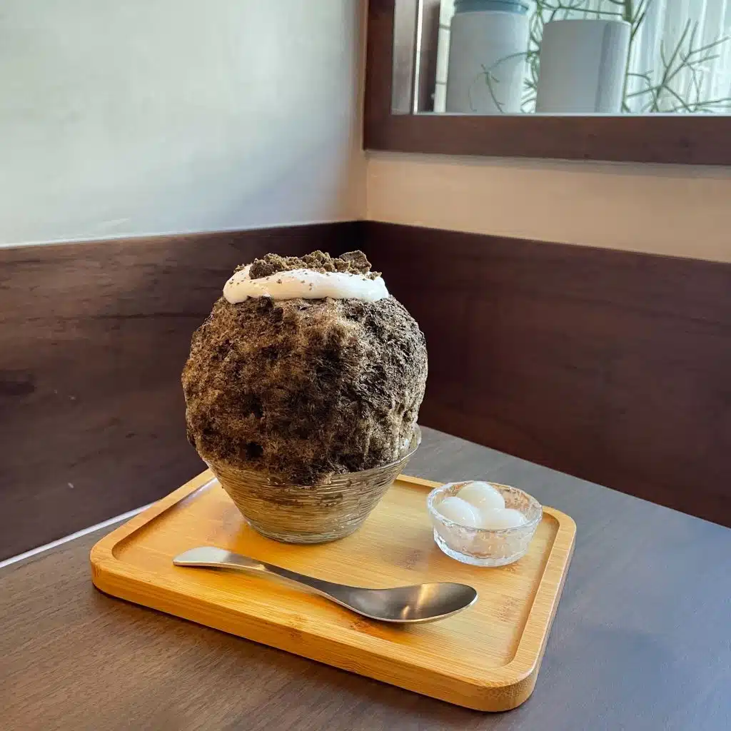 焙茶牛奶日式刨冰