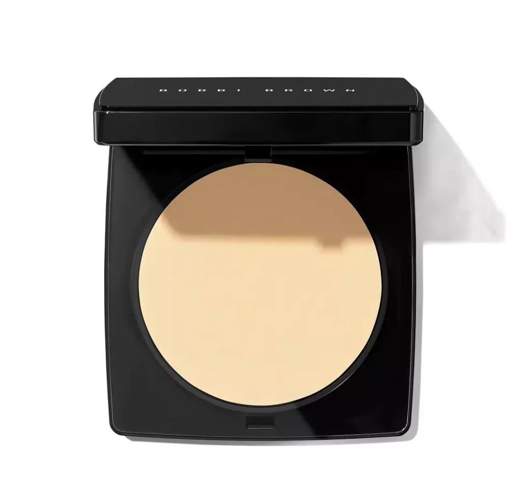 「2026超控油蜜粉推薦」YSL、Bobbi Brown、肌膚之鑰品牌齊發,出門不再滿臉油光! Bobbi Brown羽柔蜜粉餅