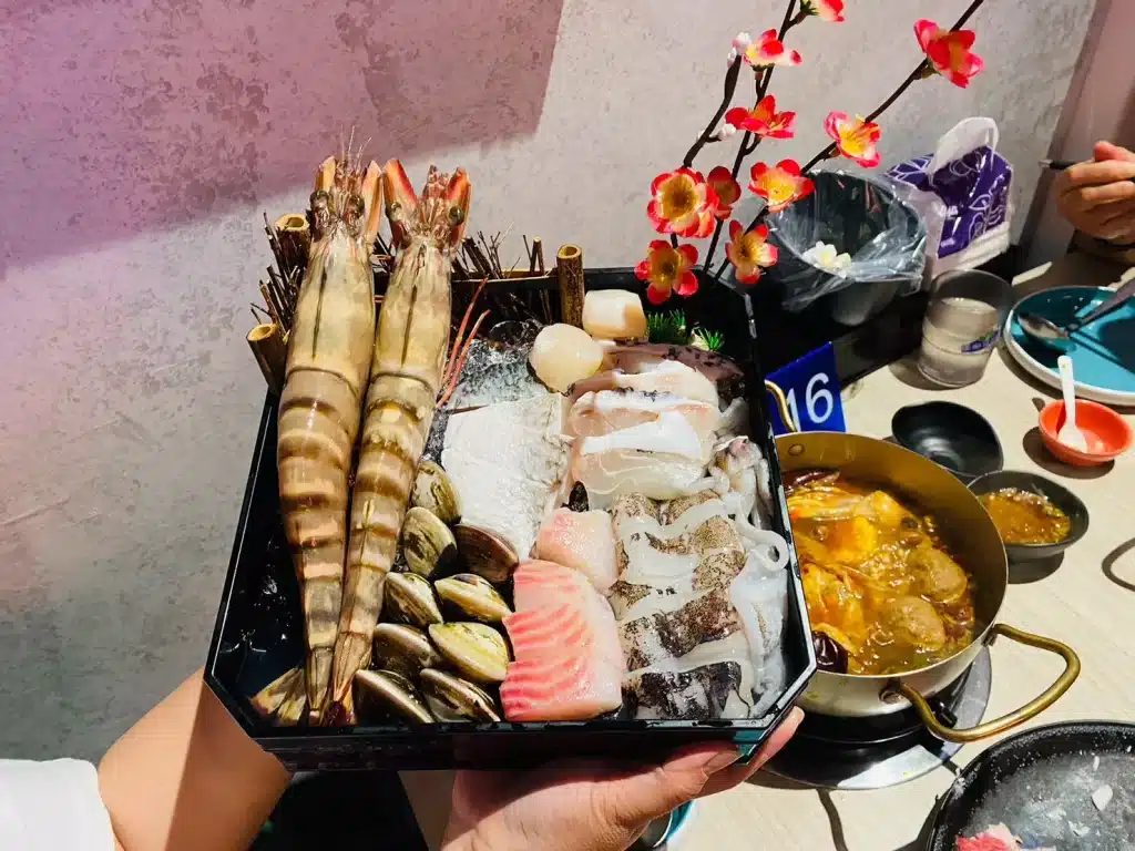 高雄鳳山火鍋｜娜姊火鍋公司｜港式火鍋Ｘ手工港點，