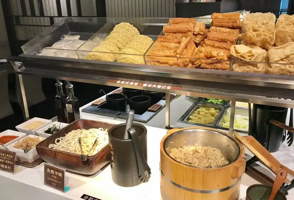 不時不食清鍋物|25種蔬菜、野菇炊飯、烏龍冷麵吃到飽,每口都是安心的原型食物!彰化火鍋 主食|野菇炊飯、烏龍冷麵