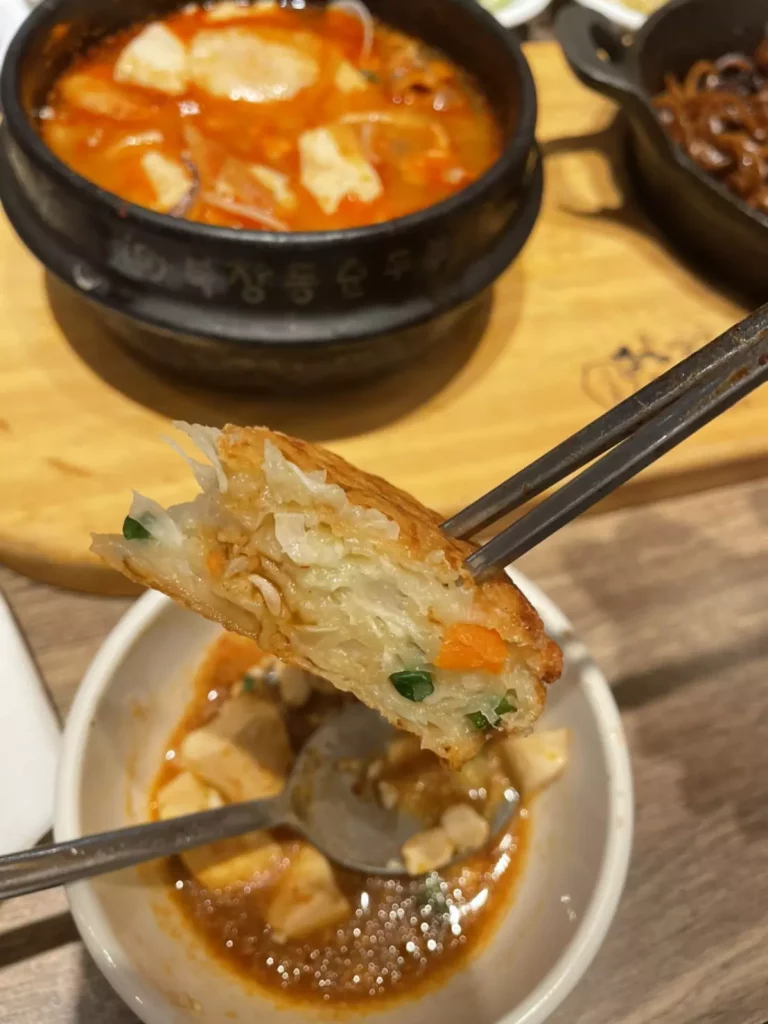 高雄韓式料理推薦|北村豆腐家,豆腐鍋+拌飯DIY超值set,吃完還有霜淇淋! 叮咚News|分享新奇與樂趣