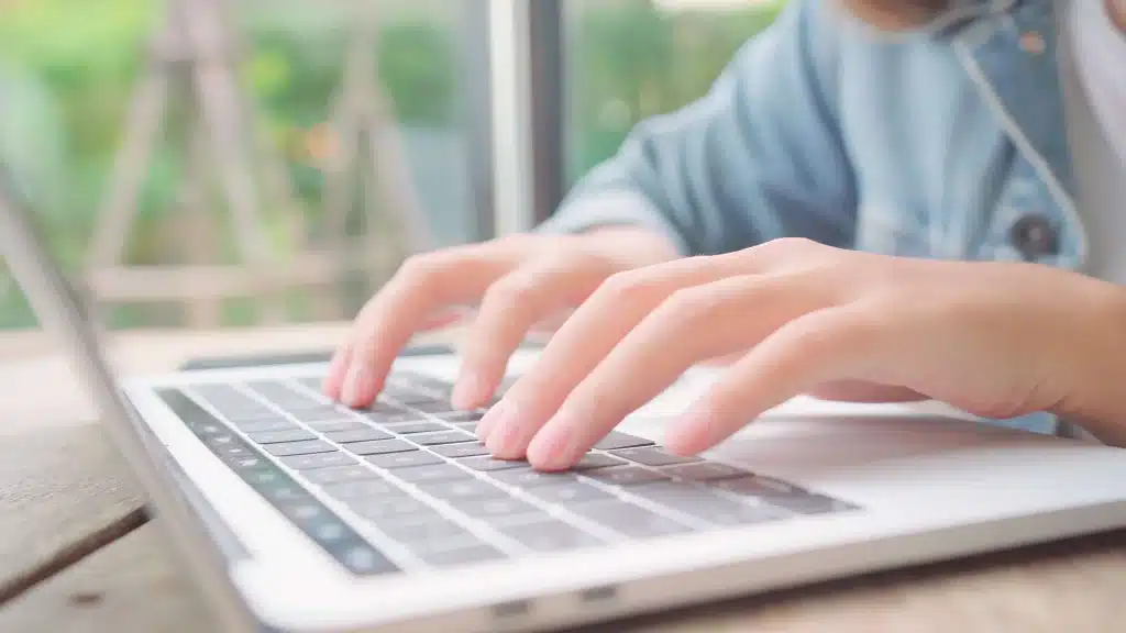 MacBook 卡卡的怎麼辦?送修前可以嘗試重置這2個設定 叮咚News|分享新奇與樂趣