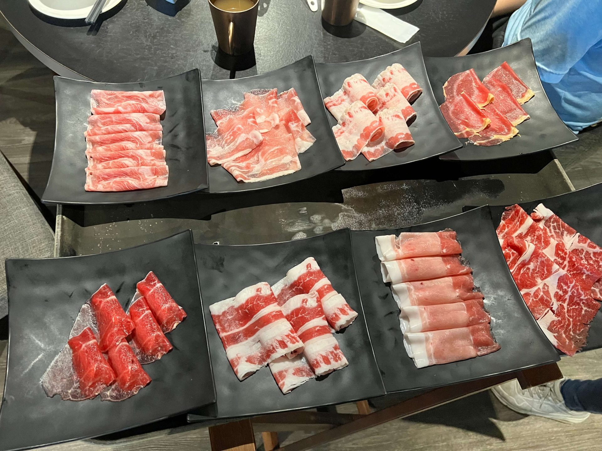 【松江南京火鍋】椒心苑|超寬敞座位,近70種菜品、哈根達斯、莫凡彼吃到飽 叮咚News|分享新奇與樂趣
