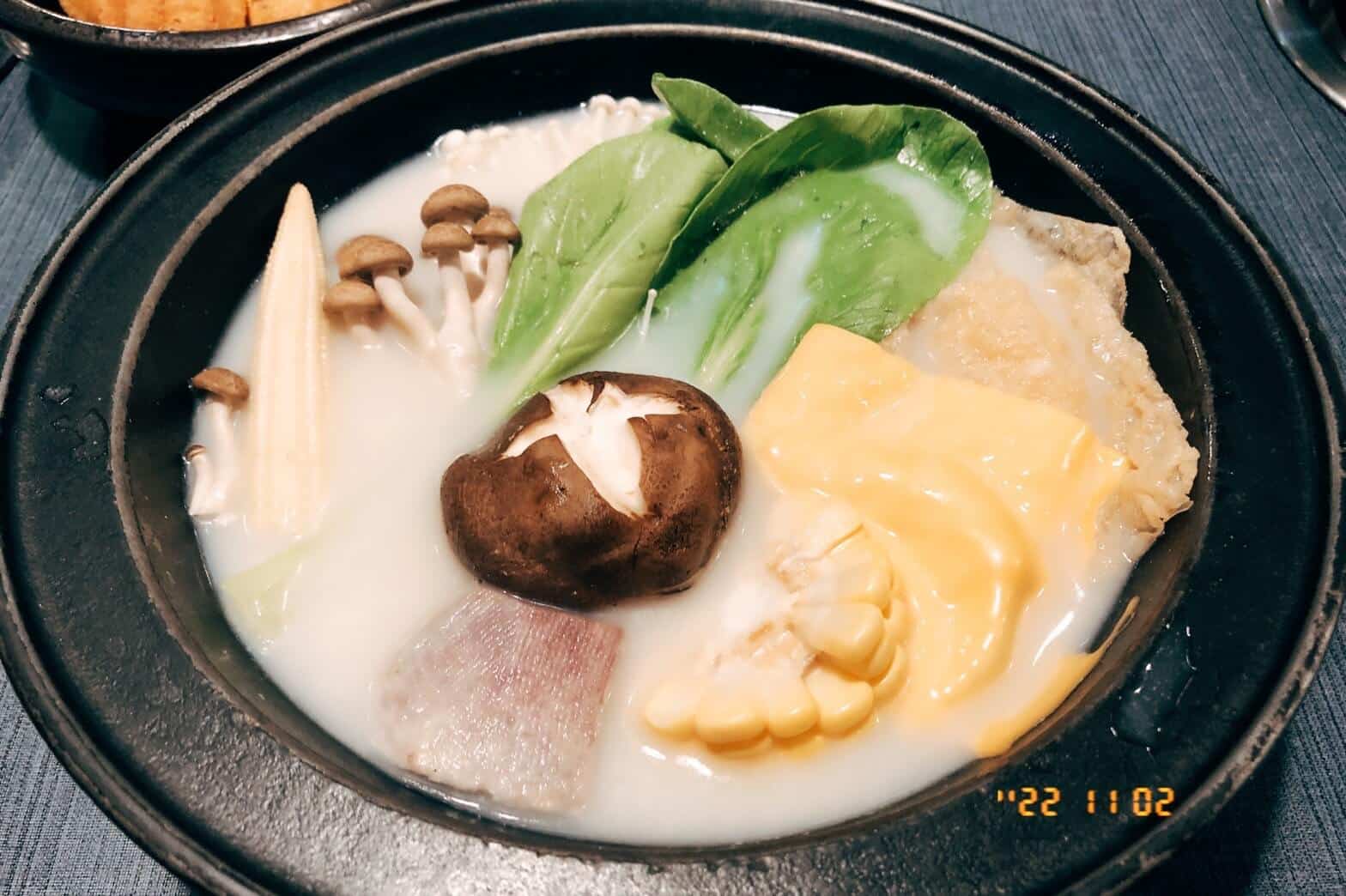 【台中小火鍋推薦】敝姓鍋|獨家特色湯底「起司牛奶鍋」,高大牧場鮮奶加好加滿! 起司牛奶素食鍋 $308