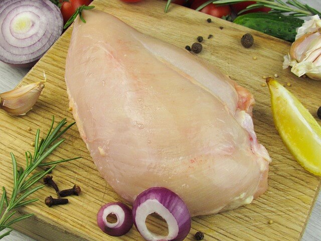 瘦身原來這麼簡單?減肥必看!越吃越瘦的「低卡路里食物」清單大公開 低卡路里食物雞胸肉