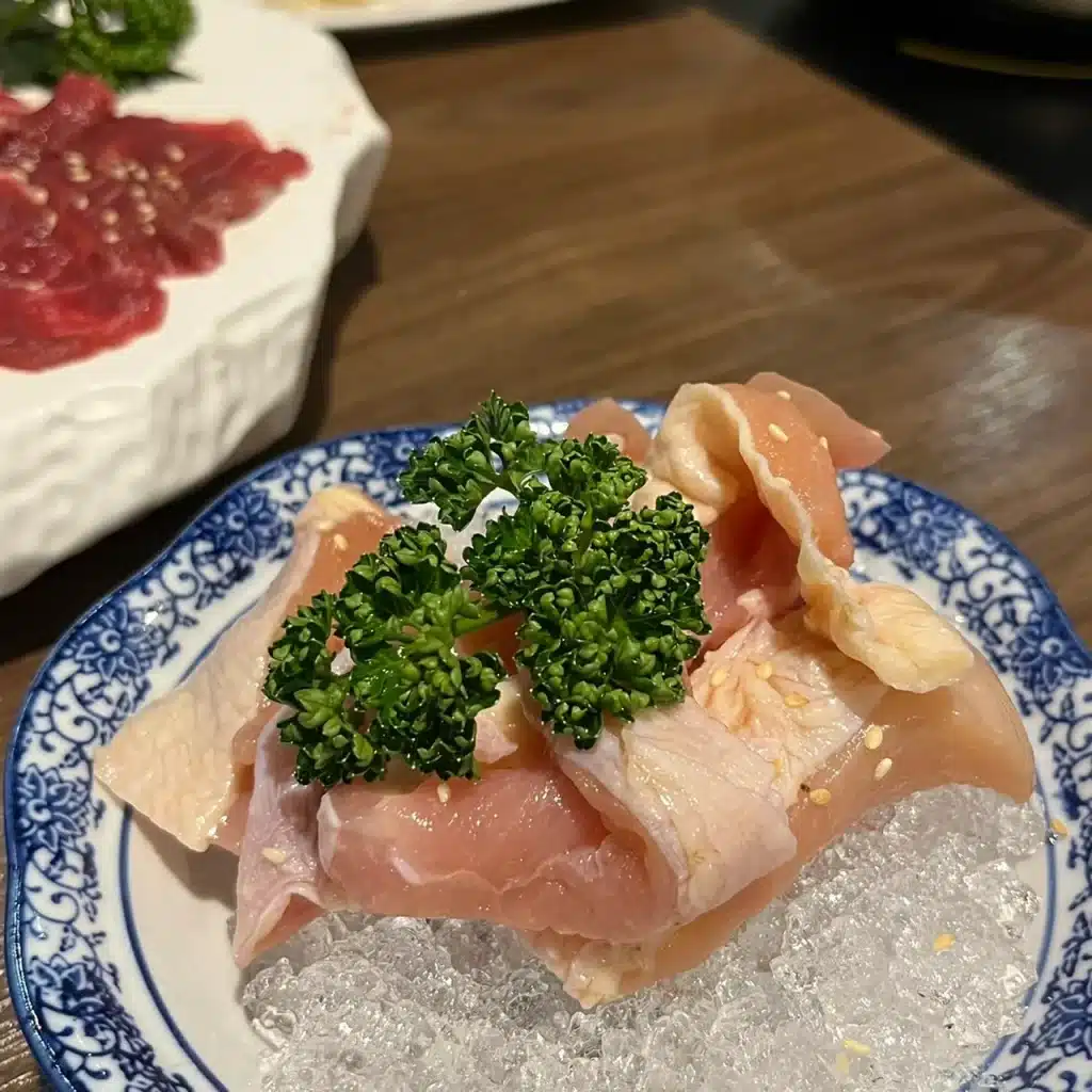 禧珍家|評價、菜單、必點、價格全攻略!冷藏手切厚牛x烤布蕾鍋x炸蛋螺螄粉,宮廷風鍋物有請皇上、皇后入殿享用!台中 叮咚News|分享新奇與樂趣