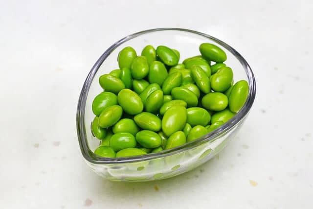 瘦身原來這麼簡單?減肥必看!越吃越瘦的「低卡路里食物」清單大公開 毛豆越吃越瘦食物