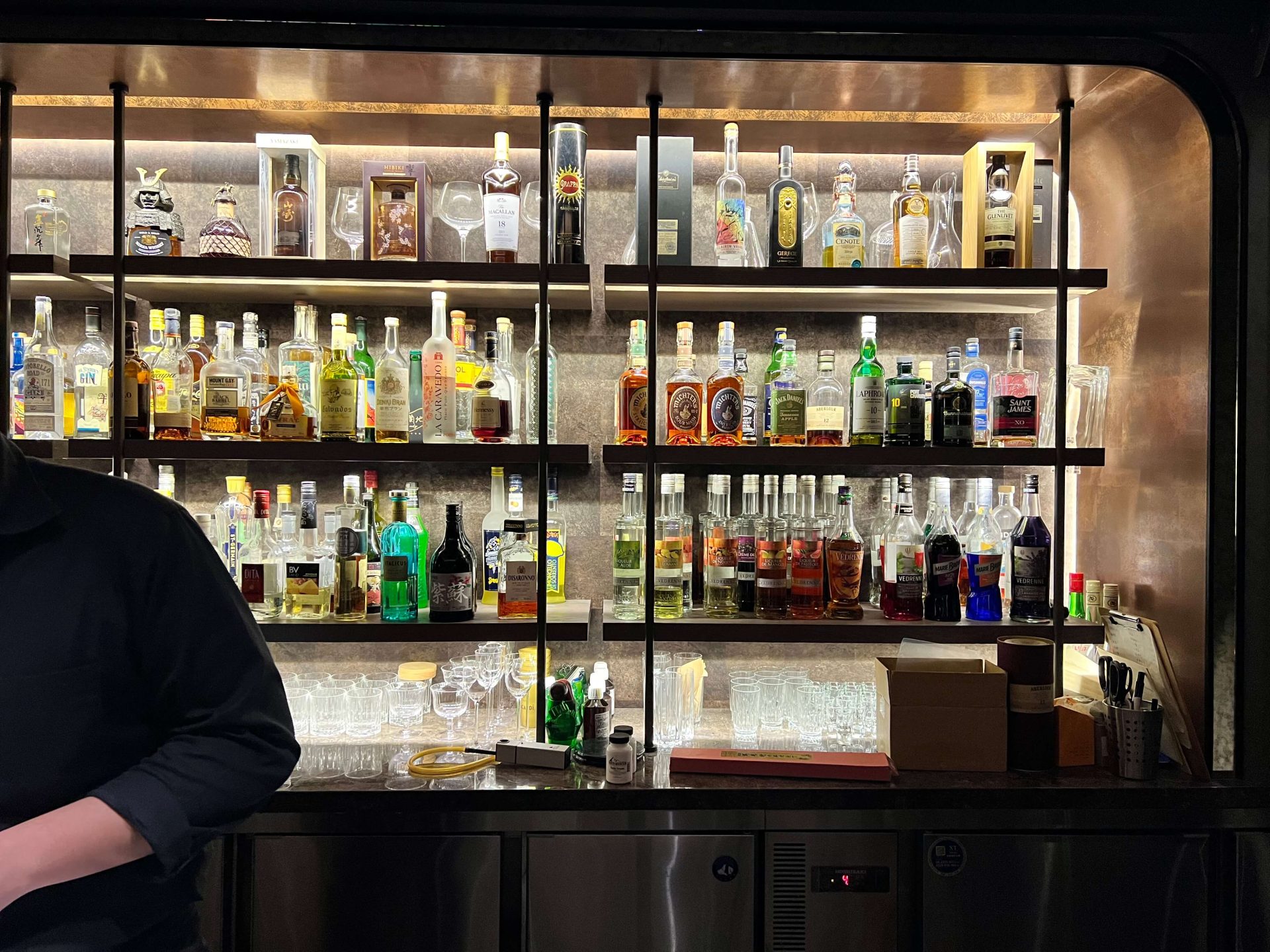 【國父紀念館餐酒館】Cog & J 每一杯調酒都是故事 Cog & J|店內環境