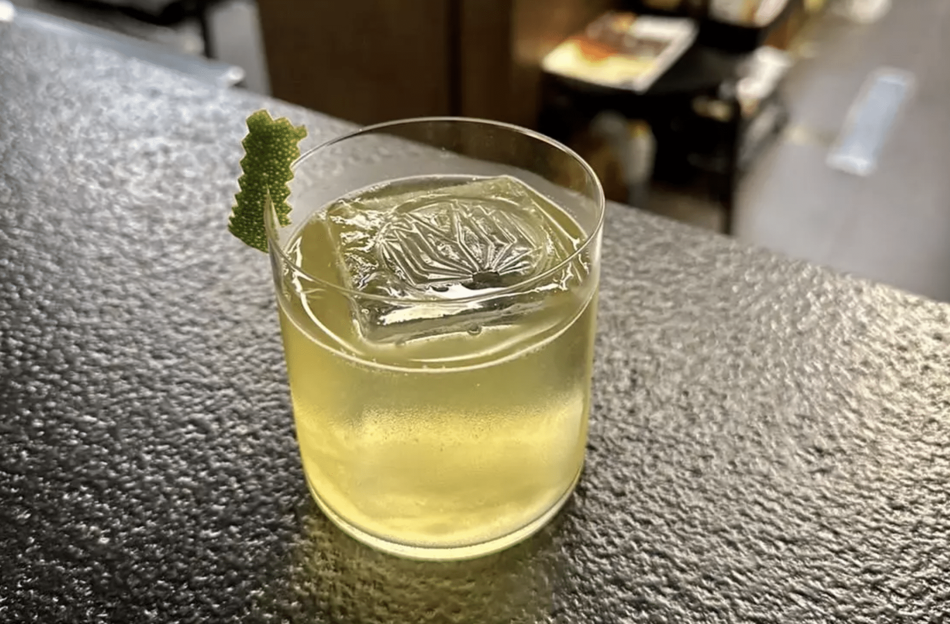 【Bar 宮 Miya】東區酒吧|理性飲酒,適度放鬆的日系餐酒館 調酒介紹烈地衝擊