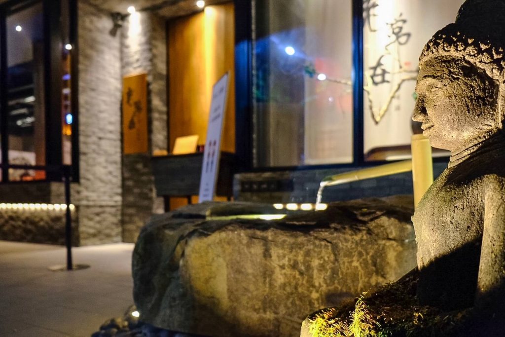 老常在麻辣火鍋|嫩鴨血鍋底吃到飽,評價、菜單、必點、價格全攻略!輕井澤集團旗下台中火鍋新選擇! 叮咚News|分享新奇與樂趣