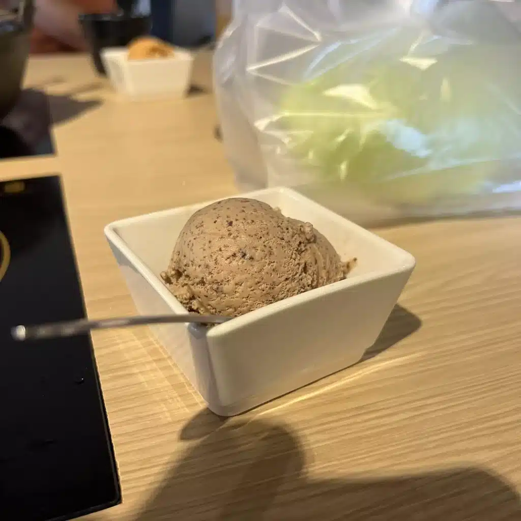 野人Shabu | 評價、菜單、必點、價格全攻略!100%加量超嫩豬頸肉與鮮切牛,冷藏熟成的專業美味 野人Shabu | 100%加量超嫩豬頸肉與鮮切牛,冷藏熟成的專業美味