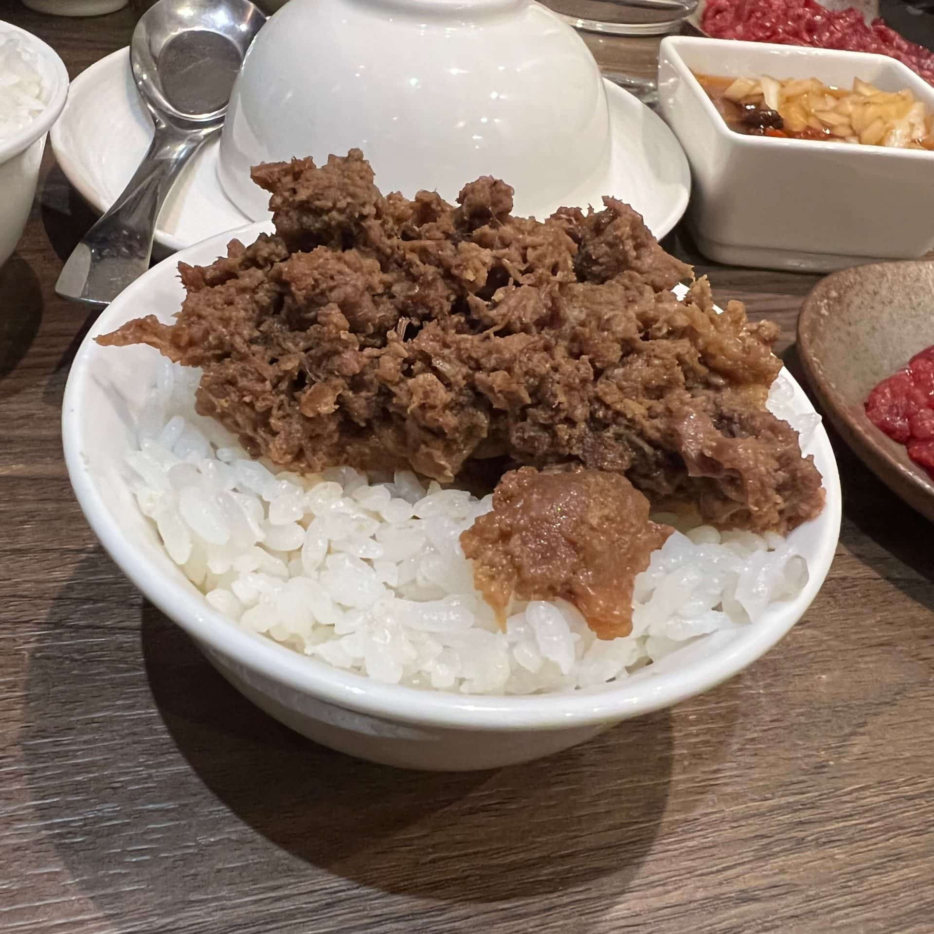 宣牛 | 台北超絕「溫體牛」台南當日直送美味！嫩度破表的上選牛肉火鍋