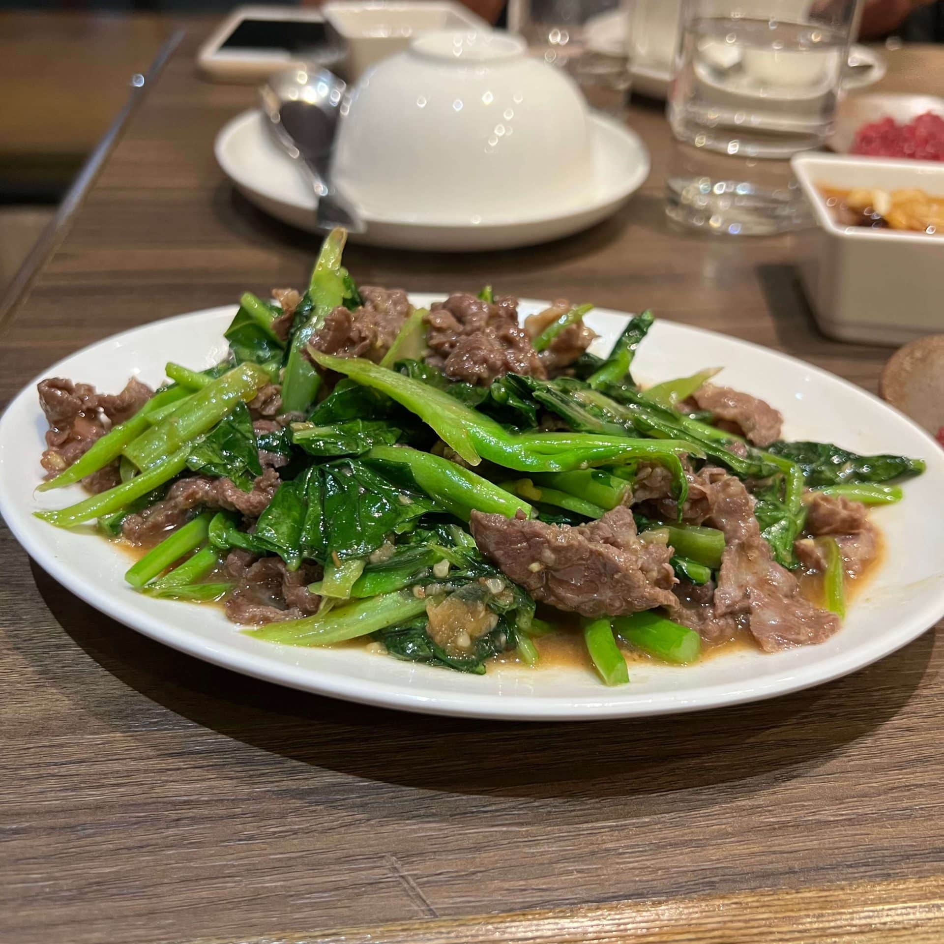 宣牛 | 台北超絕「溫體牛」台南當日直送美味！嫩度破表的上選牛肉火鍋
