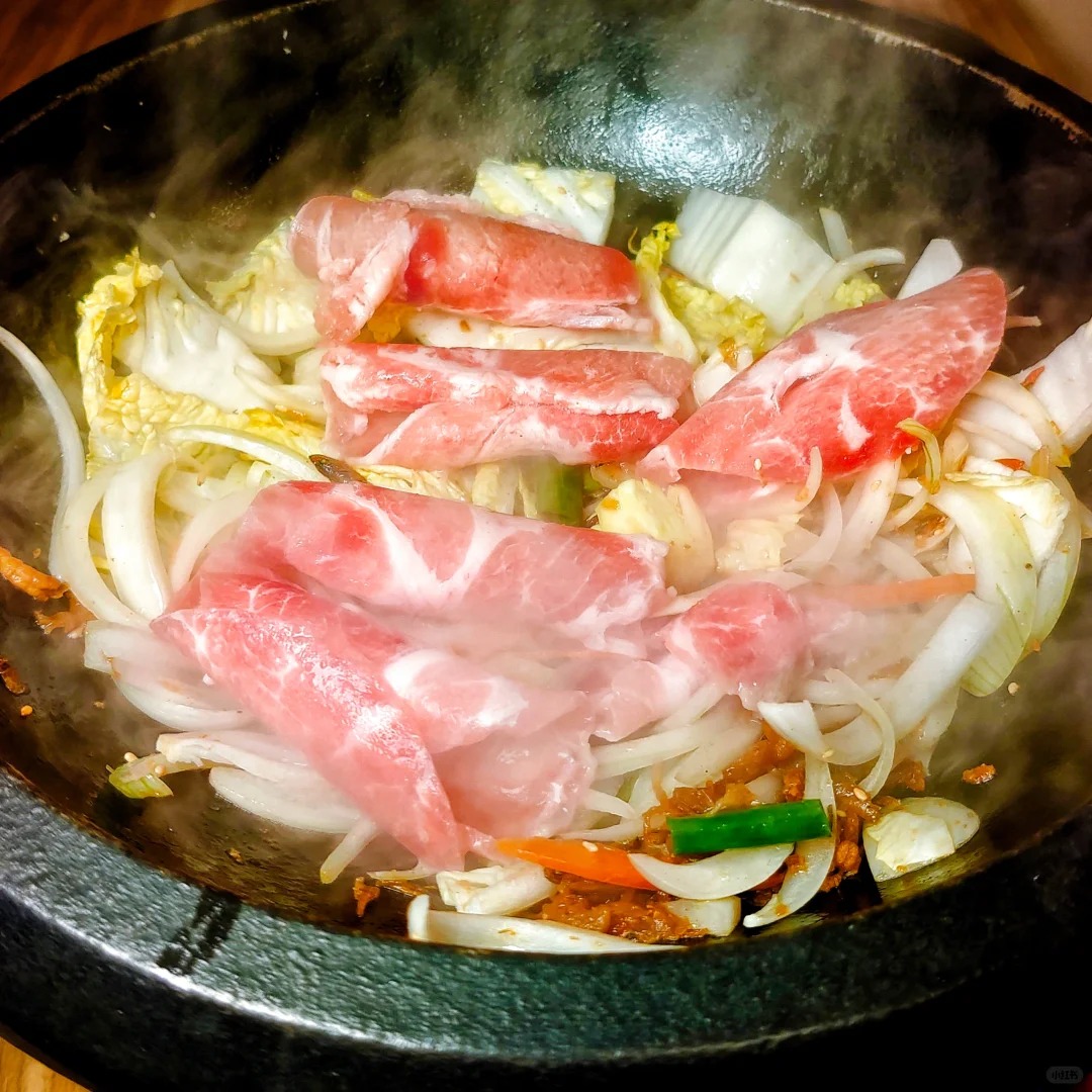 真吃評價 14間台中火鍋推薦|小編掏錢幫大家踩雷,測評到底好不好吃,吃到飽、麻辣鍋、石頭鍋、異國風味樣樣俱備(2026最新版) 叮咚News|分享新奇與樂趣