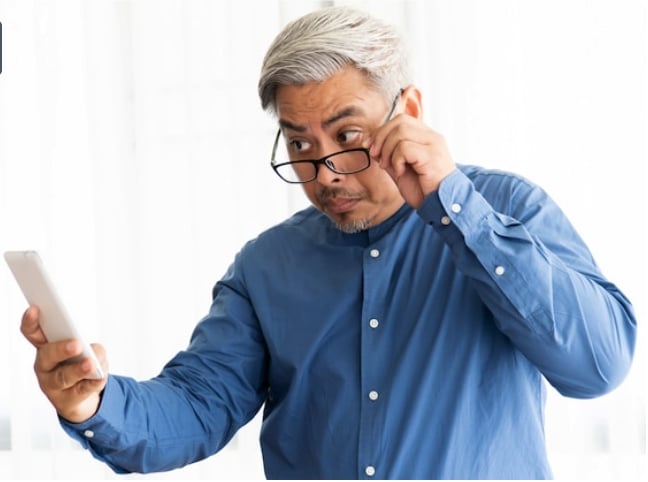 「老花眼」會造成用眼過度?引起眼睛疲勞的7大疾病,三高也會影響! 「老花眼」會造成用眼過度?引起眼睛疲勞的7大疾病,三高也會影響!