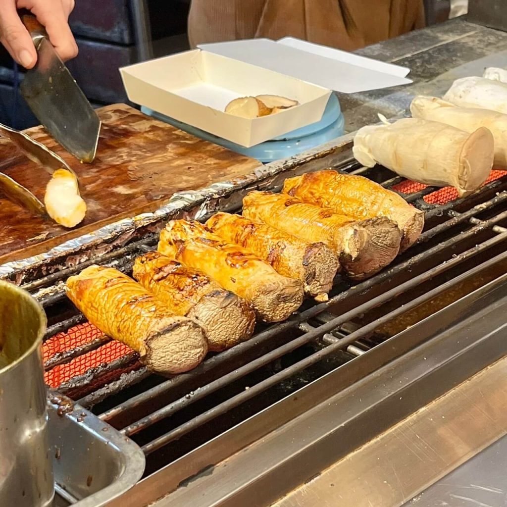 台中逢甲夜市10大必吃美食推薦!泡菜雞排、甘梅薯條、乾燒蛤、麻辣燙,讓你飽到天靈蓋! 叮咚News|分享新奇與樂趣