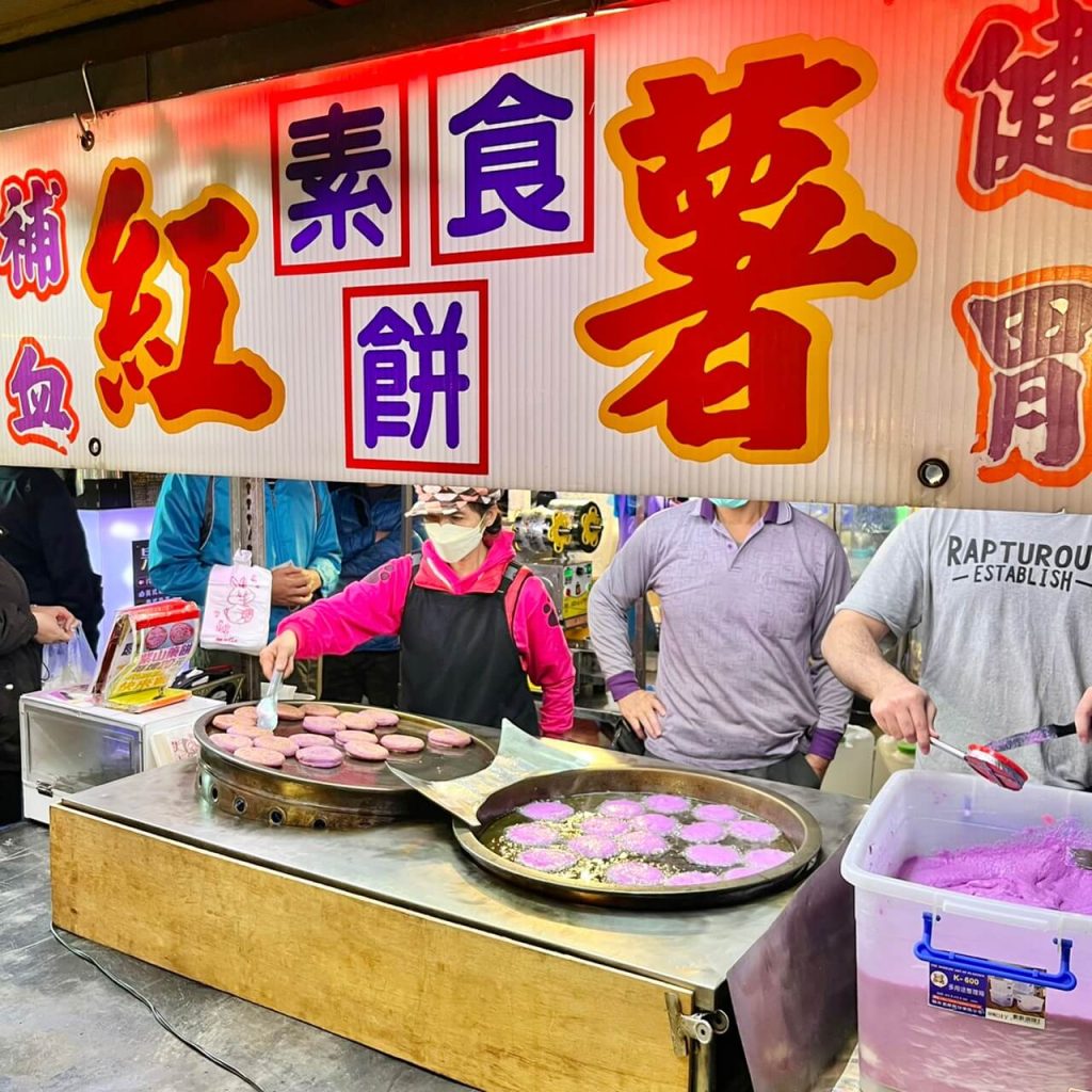 彰化精誠夜市10大必吃推薦!平民銅板價x超乎想像大份量,在地人也是一週吃3天的好滋味~ 叮咚News|分享新奇與樂趣
