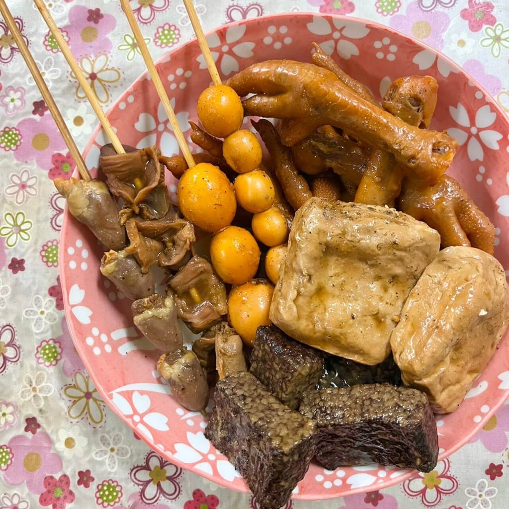 彰化精誠夜市10大必吃推薦!平民銅板價x超乎想像大份量,在地人也是一週吃3天的好滋味~ 叮咚News|分享新奇與樂趣