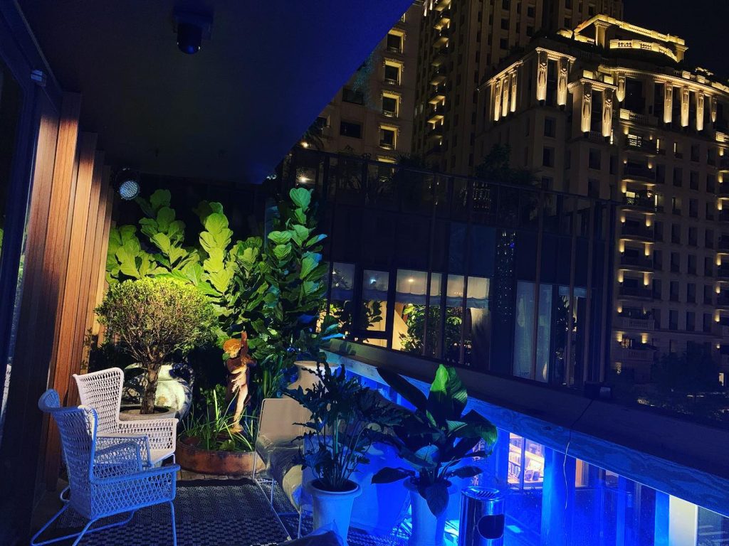 台中餐酒館推薦 | Chill Play去憂不累 |台中七期網美打卡、好友聚會浮誇熱點 Chill Play去憂不累 | 用餐環境-4