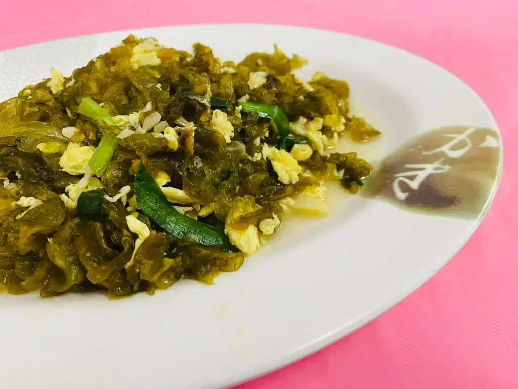 雨來菇炒蛋