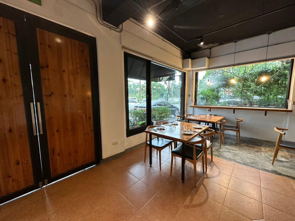 軟木塞義法小館 開箱評價|在龍潭享受義法料理,兼具美感與美味的餐酒館 桃園龍潭餐廳 桃園龍潭餐廳|軟木塞義法小館|店家內部-2
