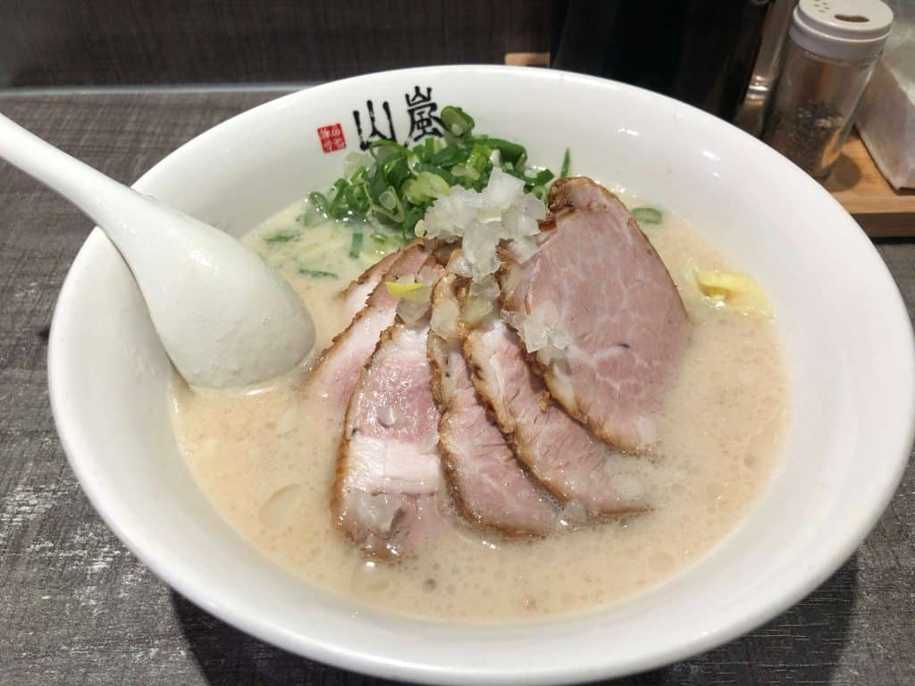 山嵐拉麵 公館店菜單、評價!來自札幌的豚骨白湯值得再訪的好味道!台北大安區拉麵 白湯拉麵