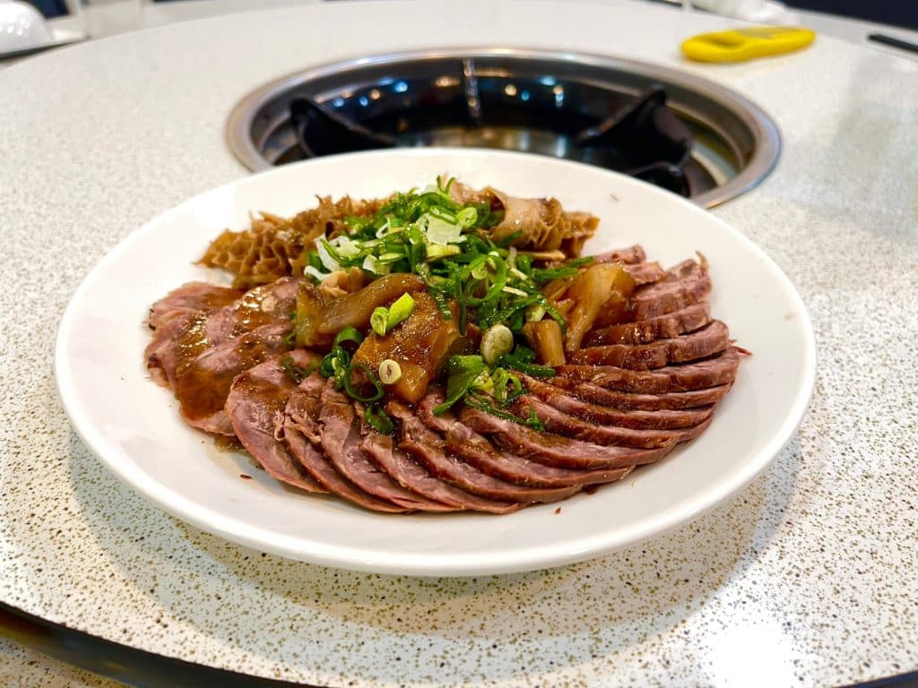 誠大牛肉爐餐點