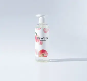 RawShe 桃女性護理沐浴露：240ml/340元