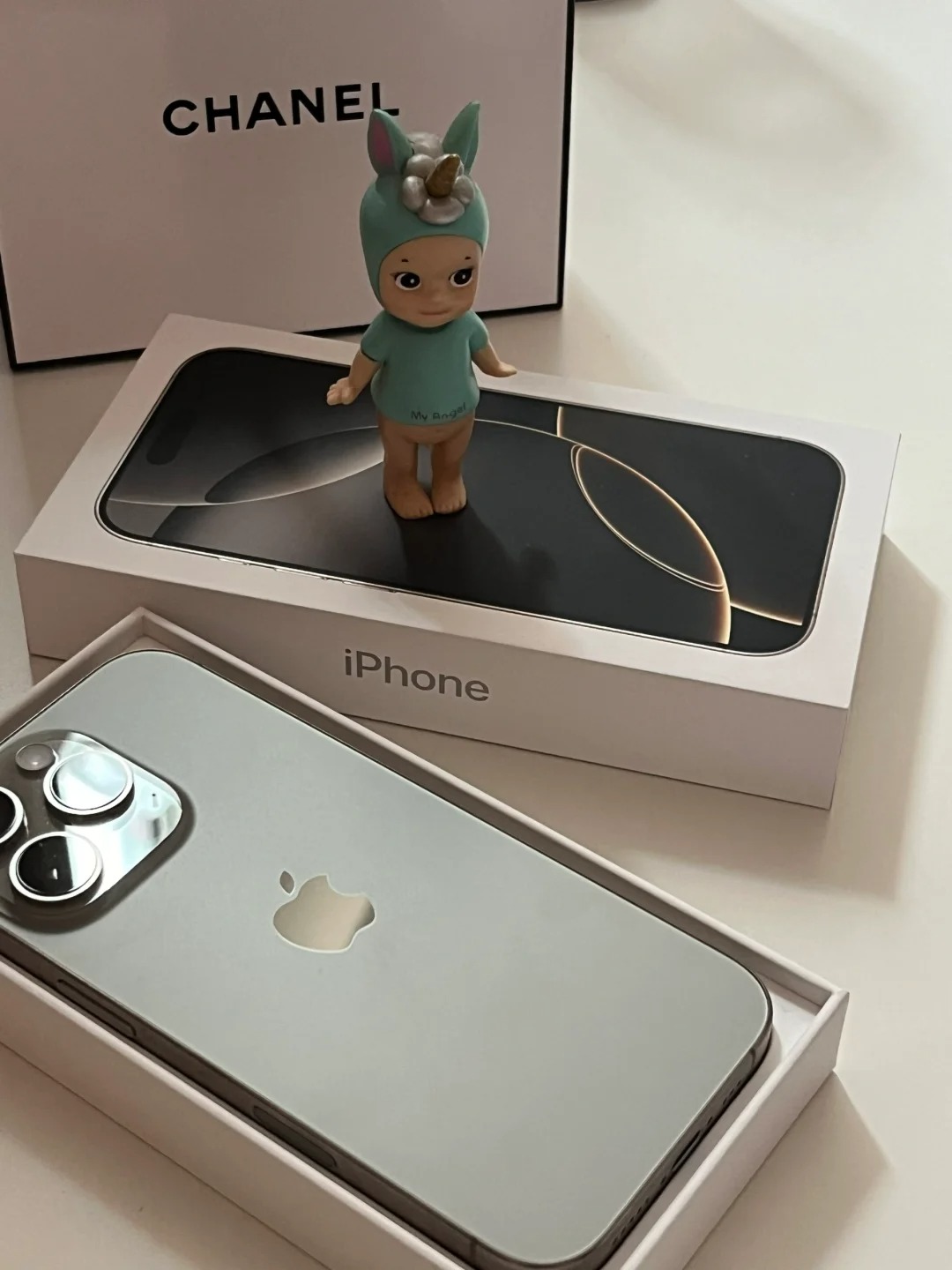 IPHONE 16 適合的行動電源