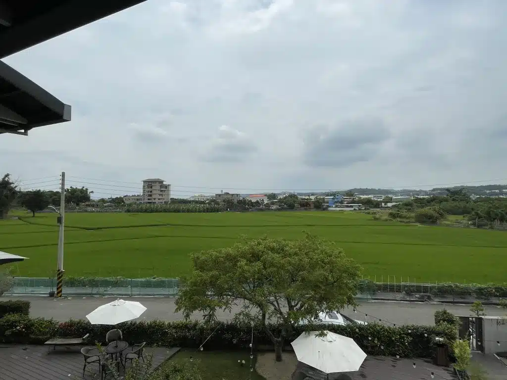 【路思大新創園區】聚餐首選彰化餐廳推薦,隱藏在田野間的彰化餐酒館 路思大新創園區內部環境-8